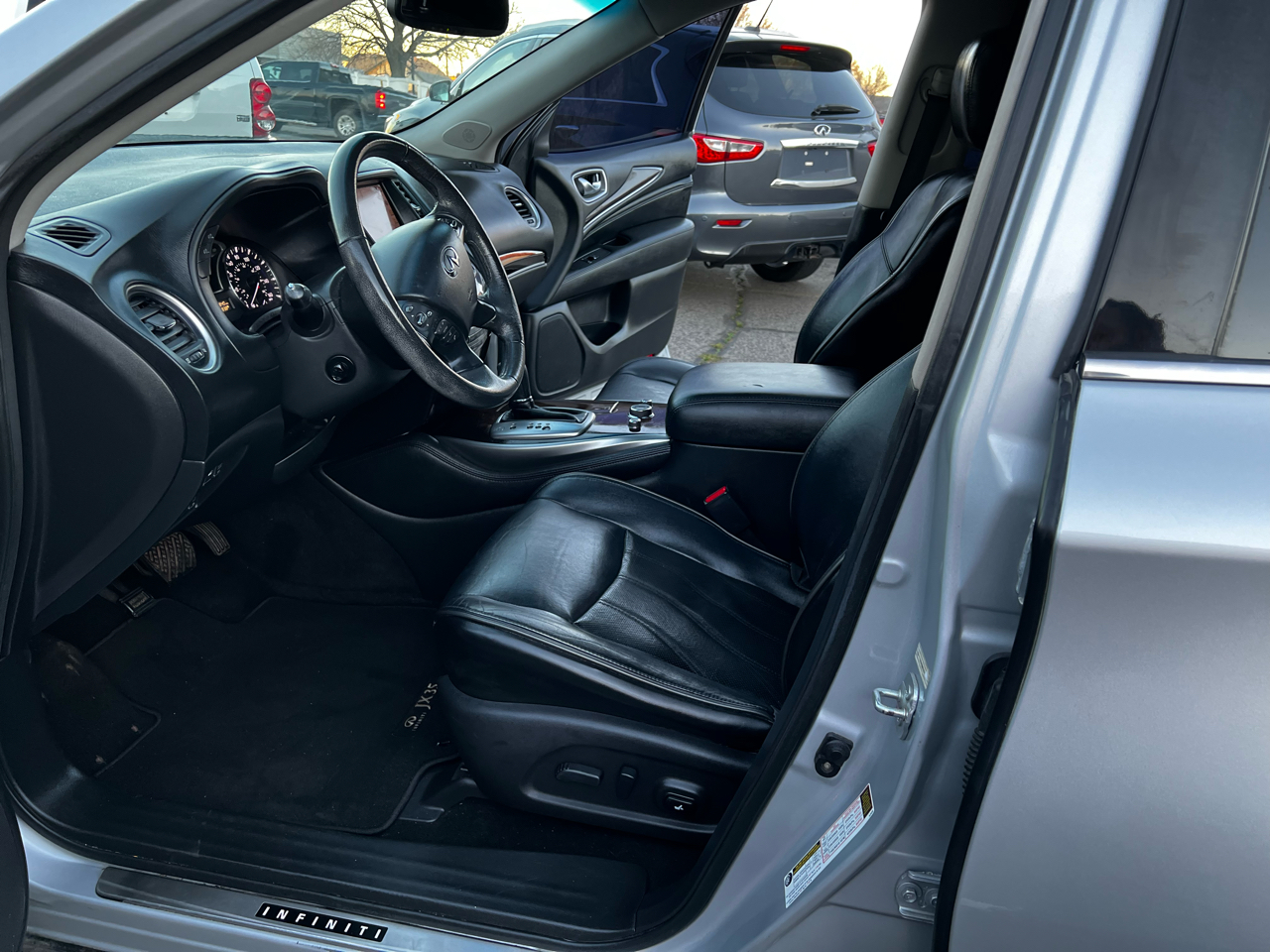 Infiniti JX FWD 2013