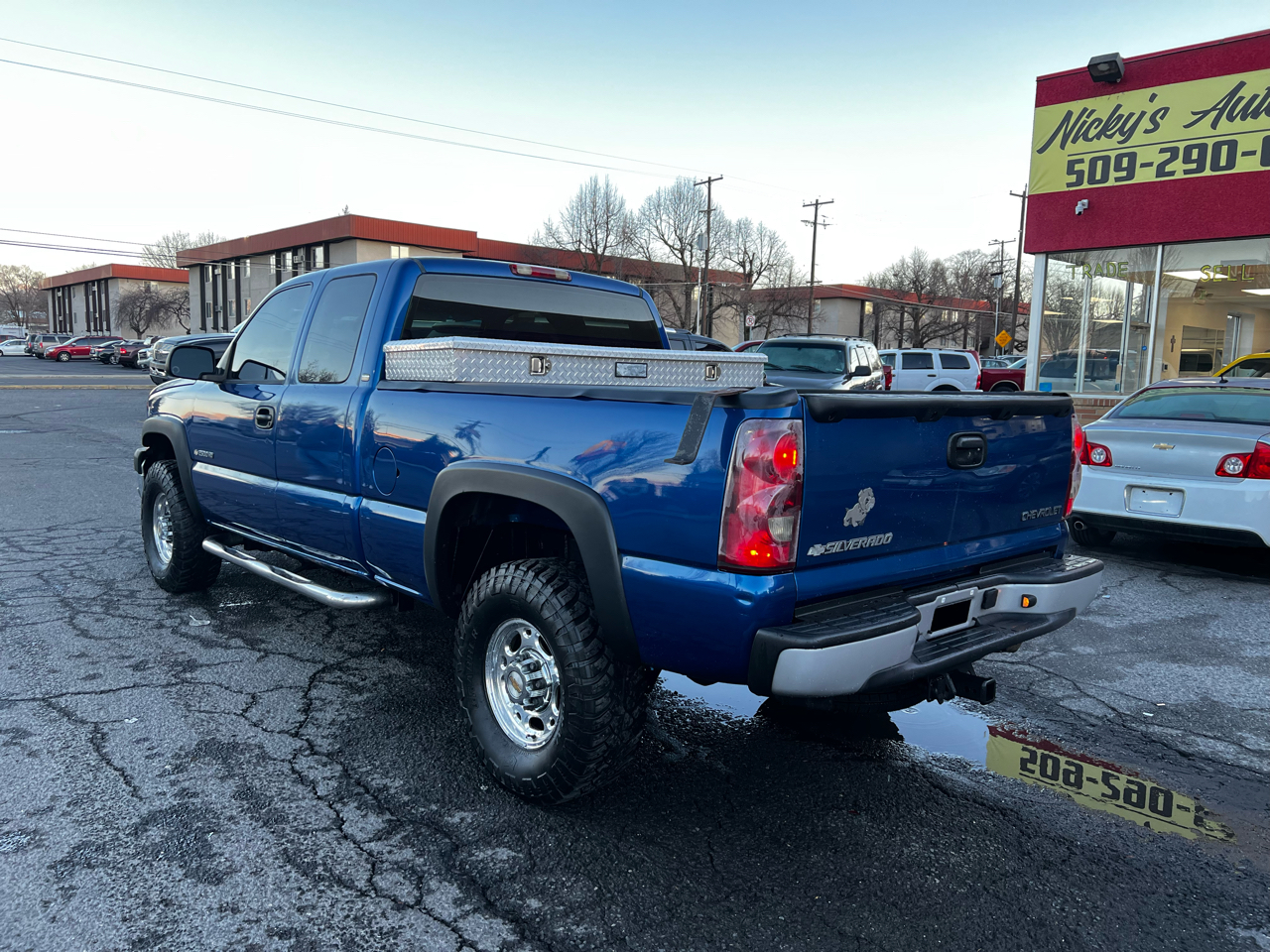 Chevrolet Silverado 2500HD LT Ext. Cab Short Bed 4WD 2003