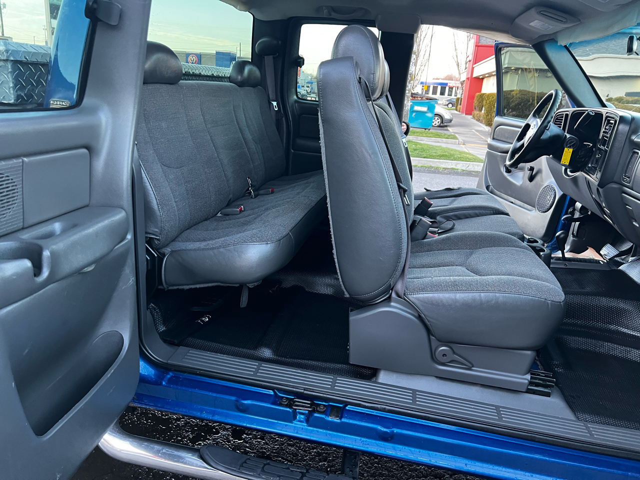 Chevrolet Silverado 2500HD LT Ext. Cab Short Bed 4WD 2003