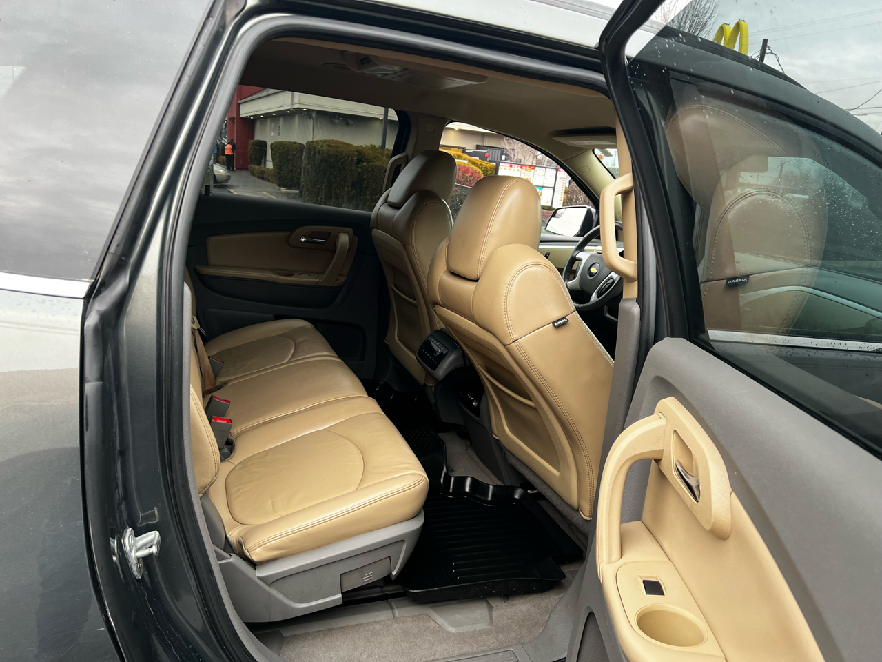 Chevrolet Traverse 2LT AWD 2011