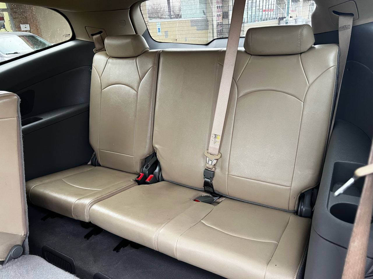 Chevrolet Traverse 2LT AWD 2011