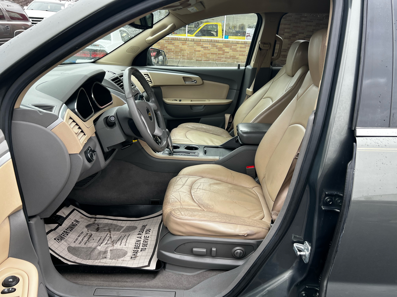 Chevrolet Traverse 2LT AWD 2011