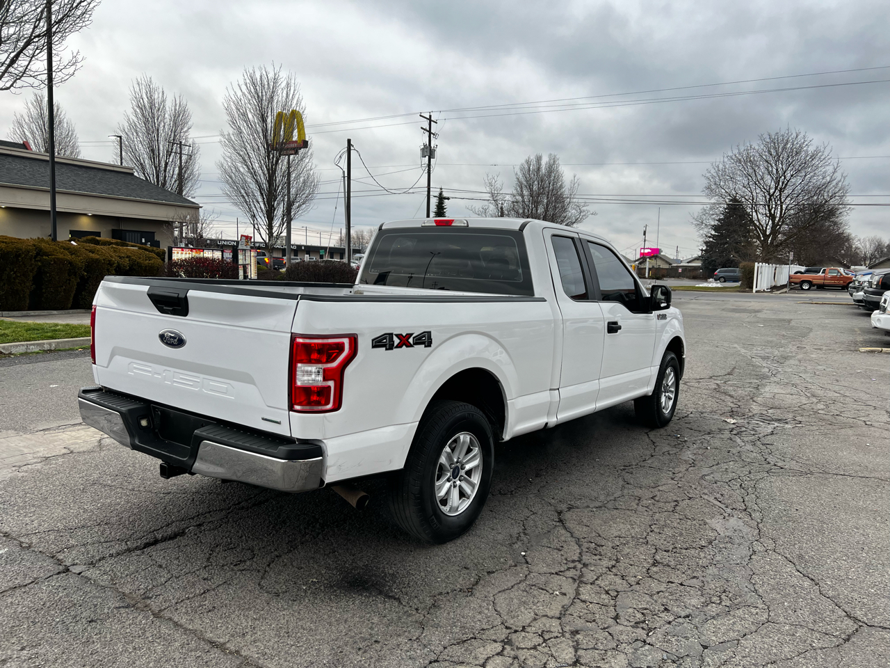 Ford F-150 4WD SuperCab 163" XL 2018