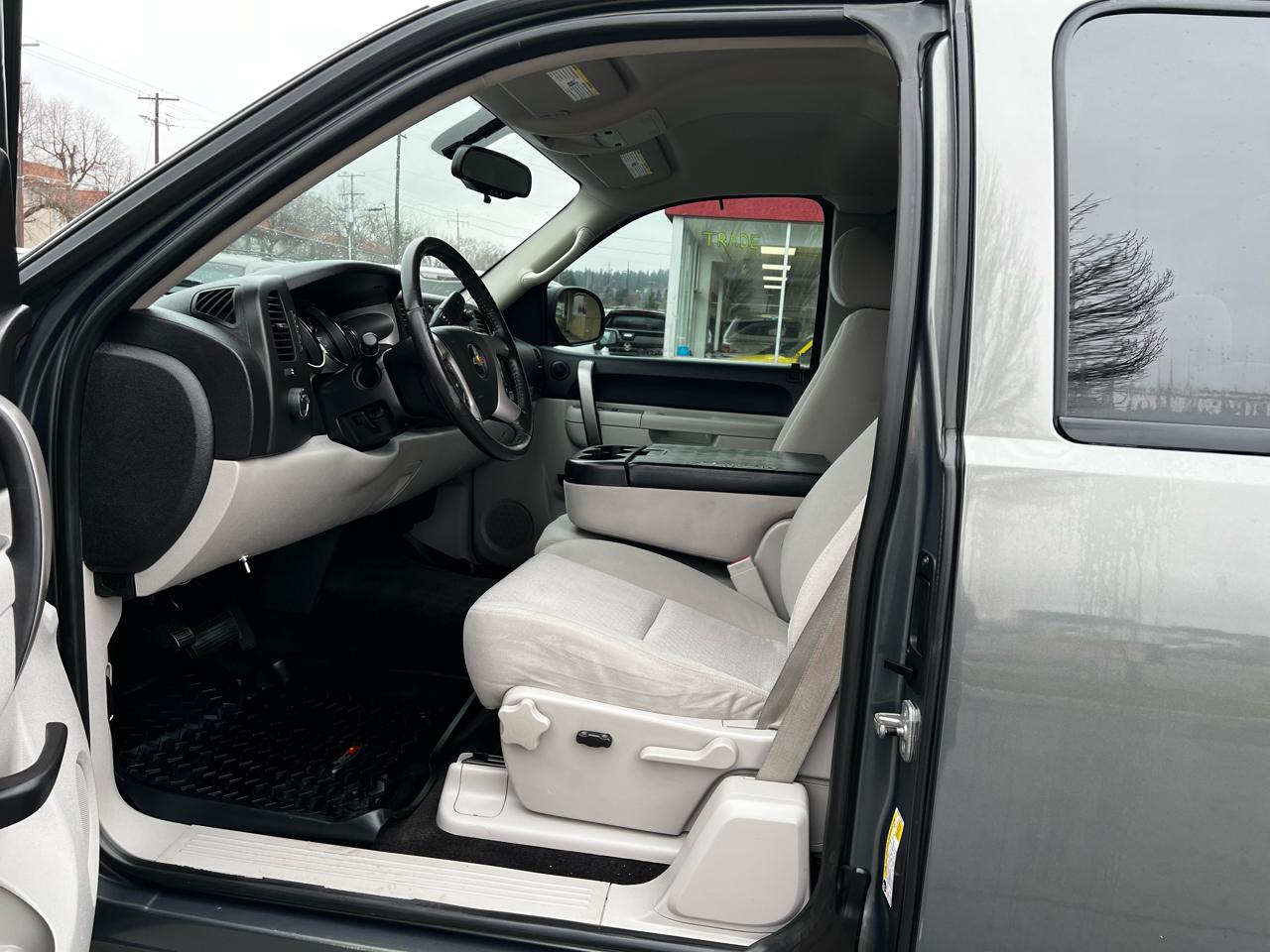 Chevrolet Silverado 1500 LT Ext. Cab 4WD 2011