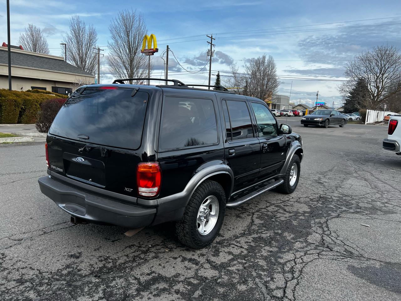 Ford Explorer XLT 4WD 2000