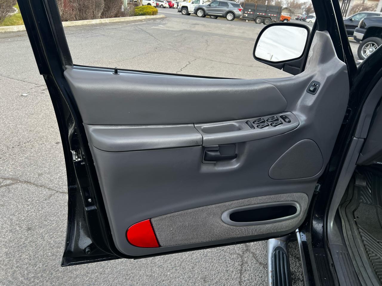 Ford Explorer XLT 4WD 2000