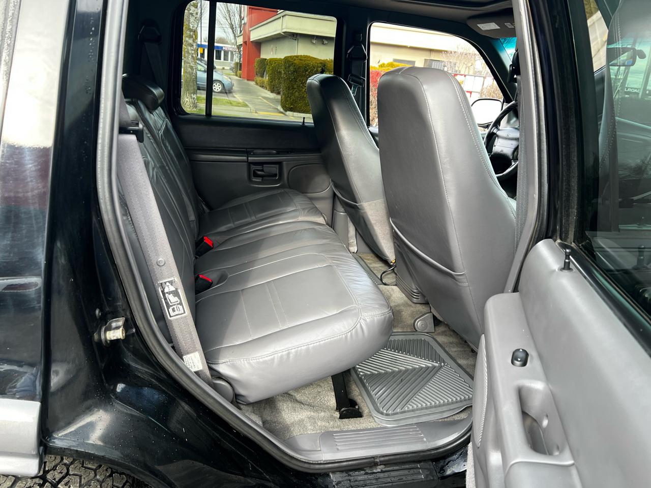 Ford Explorer XLT 4WD 2000