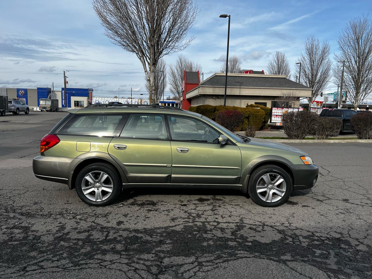 Subaru Outback 3.0R L.L.Bean Edition Wagon 2006