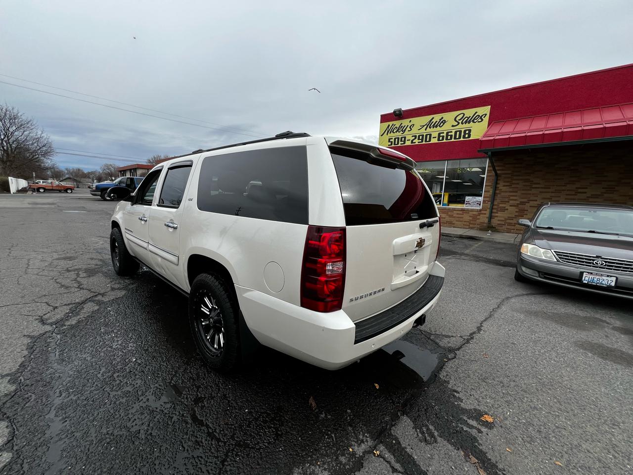 Chevrolet Suburban LTZ 1500 4WD 2008