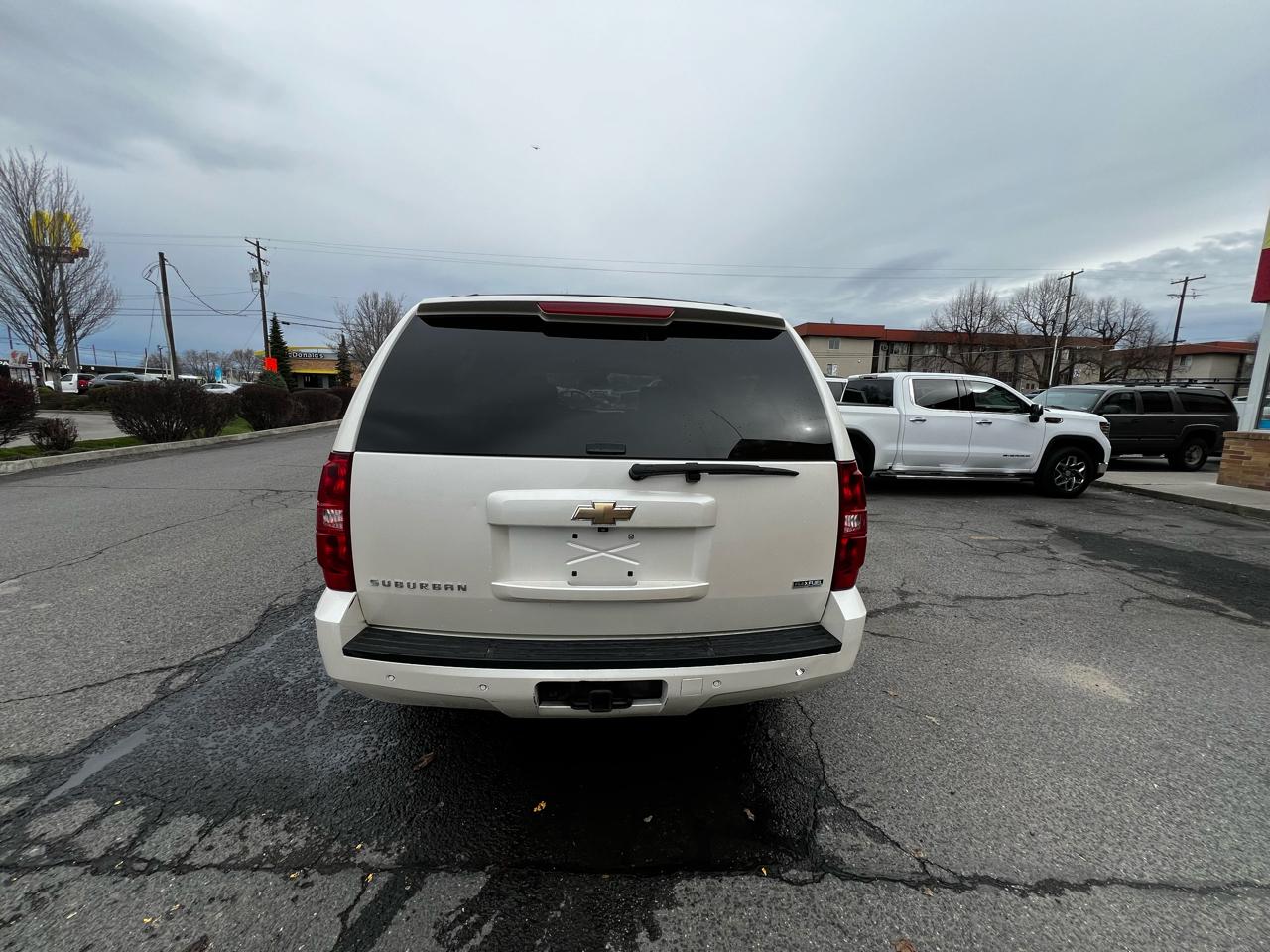 Chevrolet Suburban LTZ 1500 4WD 2008