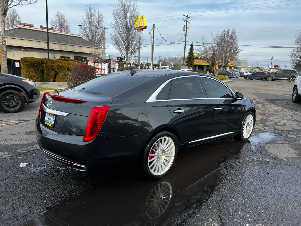 Cadillac XTS Luxury AWD 2013