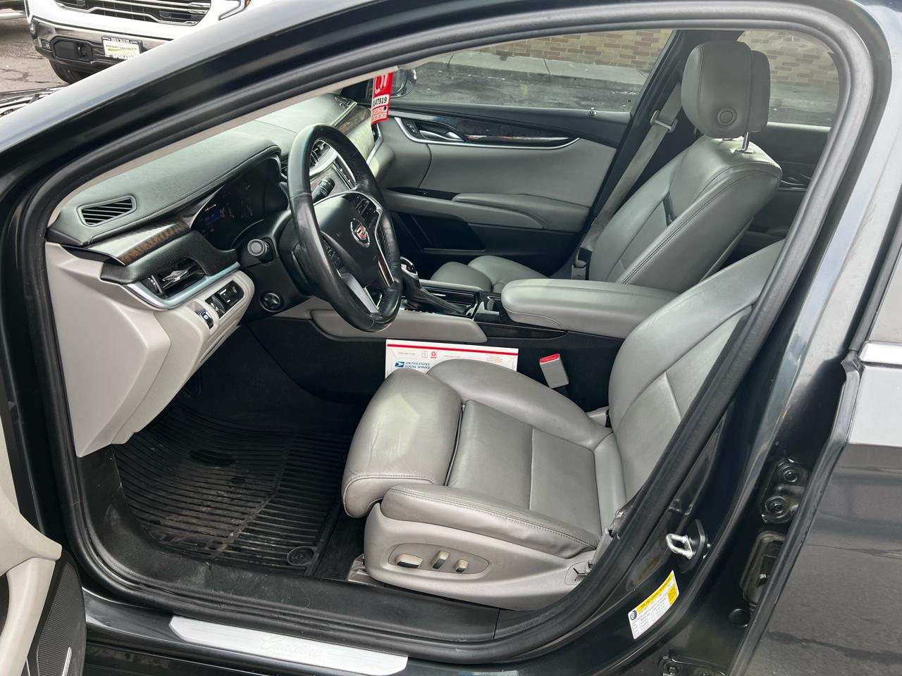 Cadillac XTS Luxury AWD 2013