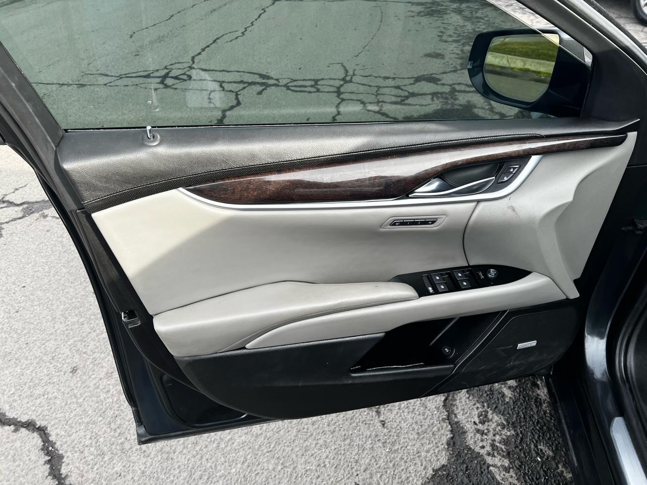 Cadillac XTS Luxury AWD 2013