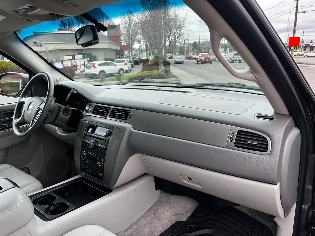 Chevrolet Tahoe  2010