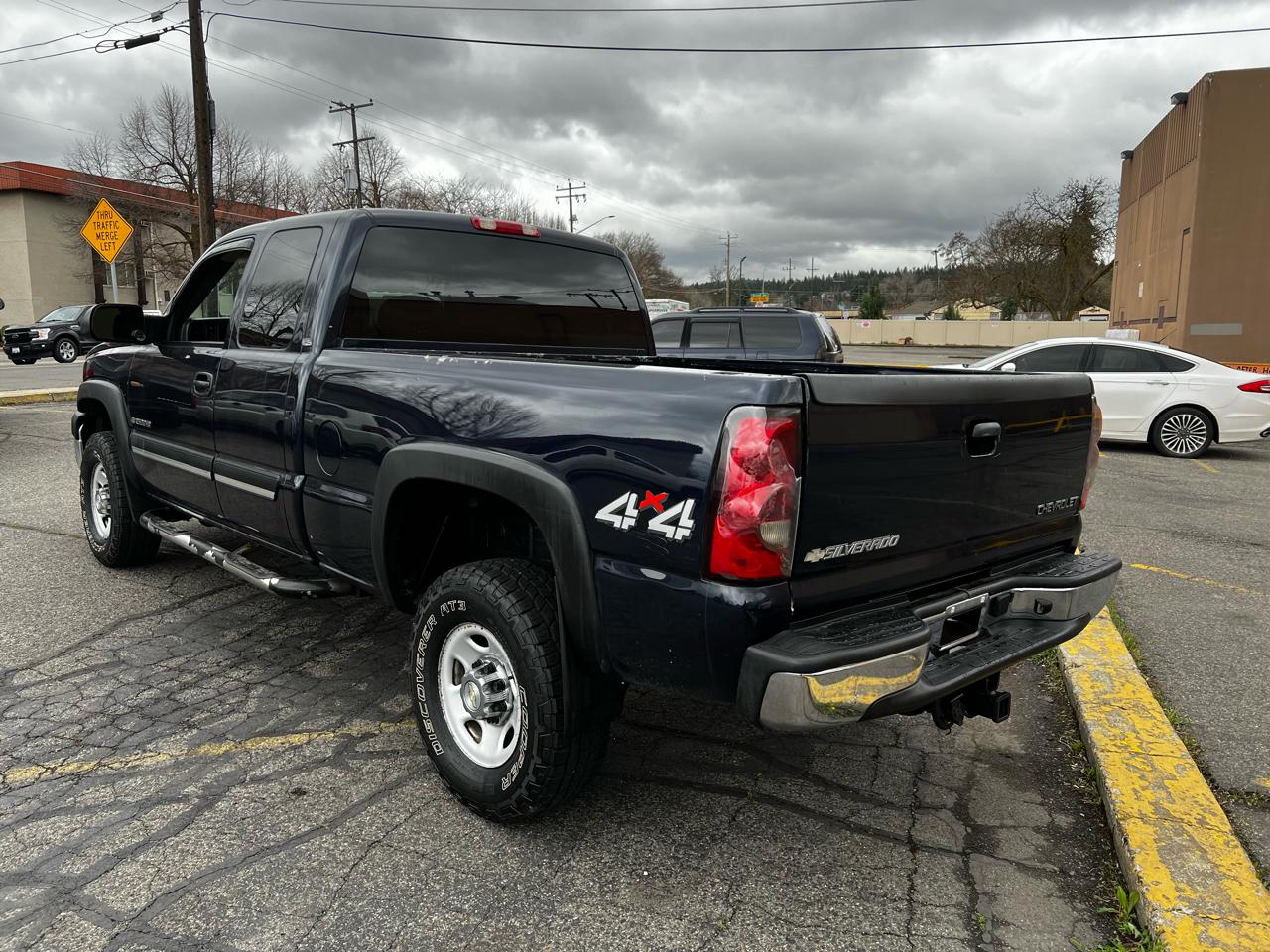 Chevrolet Silverado 2500HD LT Ext. Cab Short Bed 4WD 2005