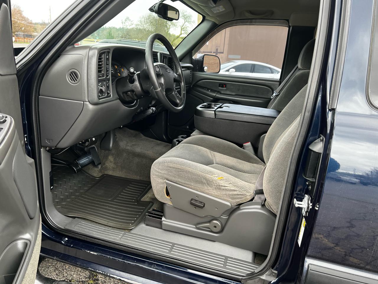 Chevrolet Silverado 2500HD LT Ext. Cab Short Bed 4WD 2005