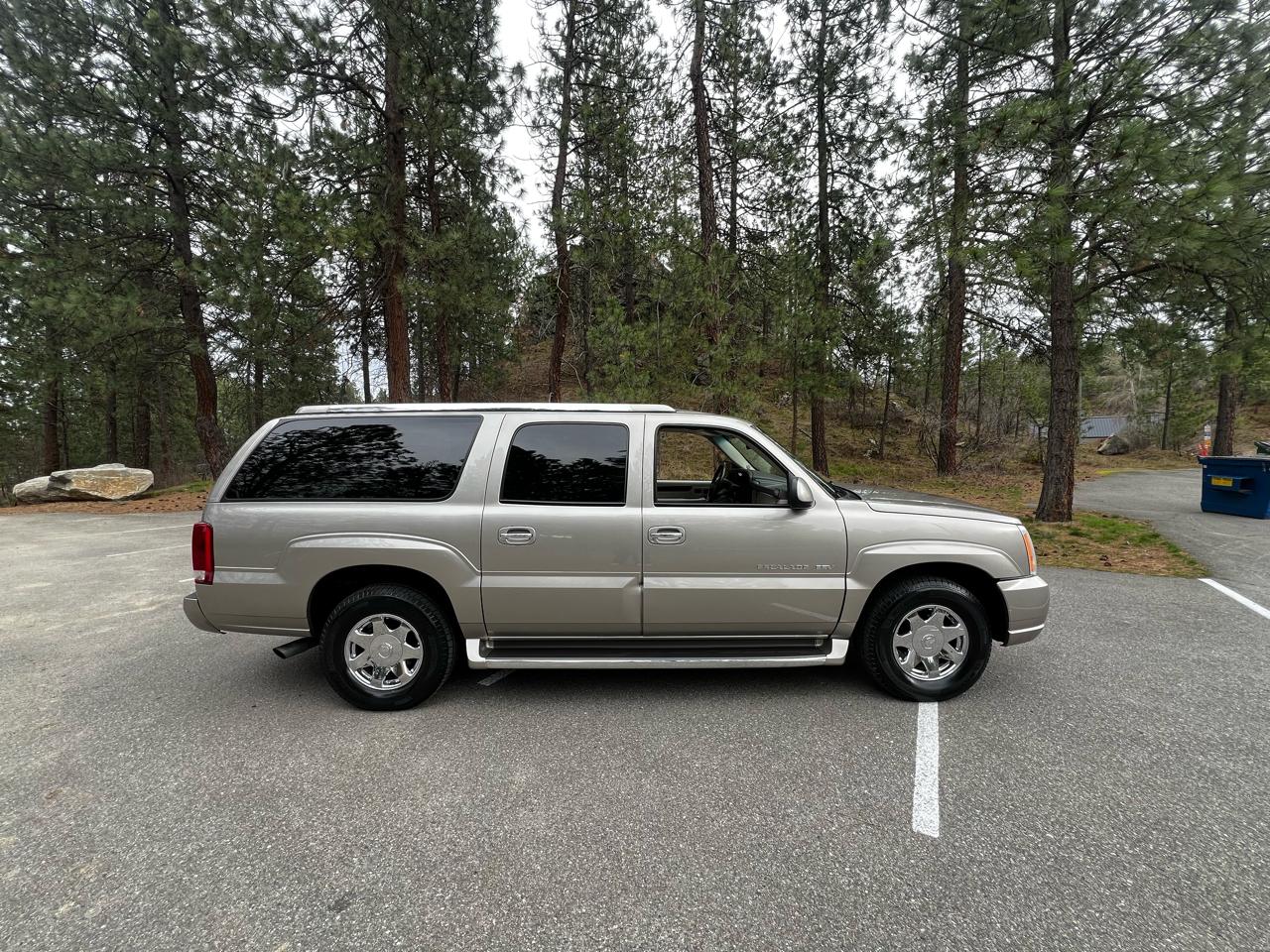 2003 Cadillac Escalade ESV