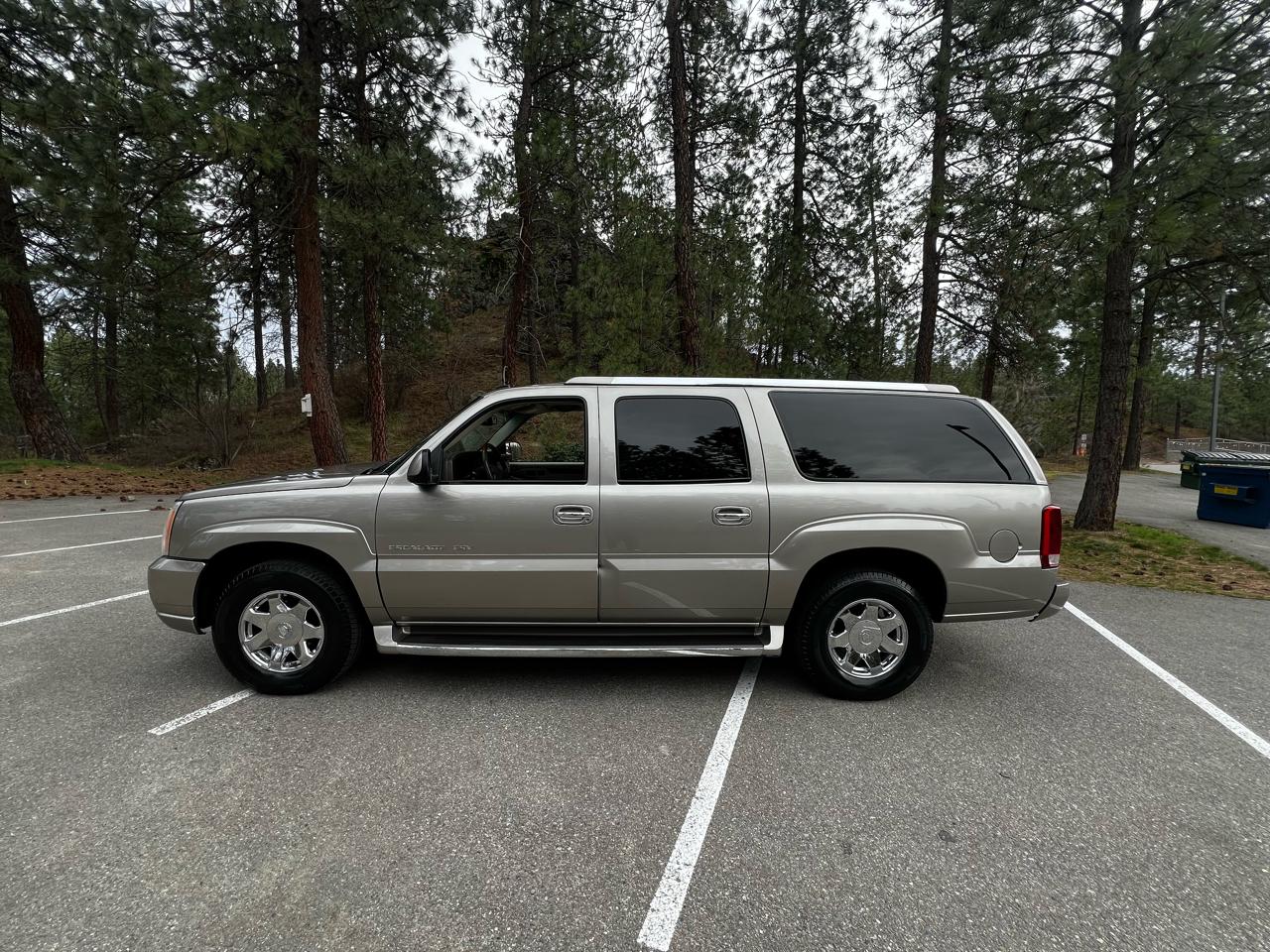 Cadillac Escalade ESV 2003