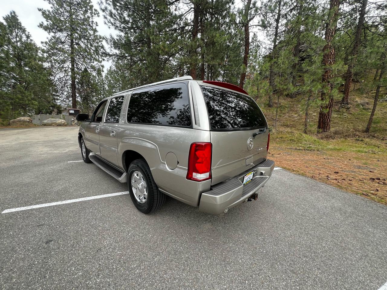 Cadillac Escalade ESV 2003