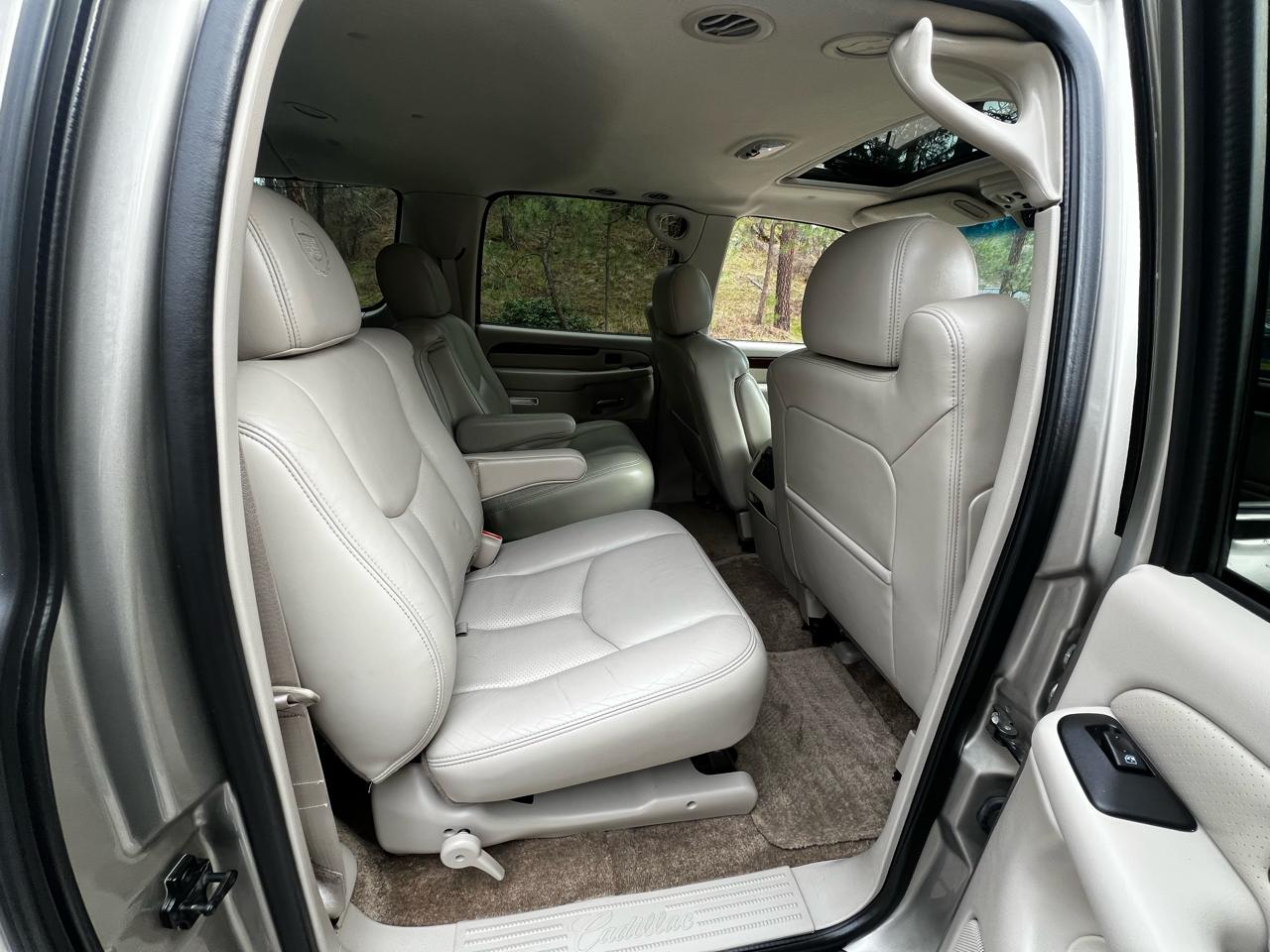 Cadillac Escalade ESV 2003