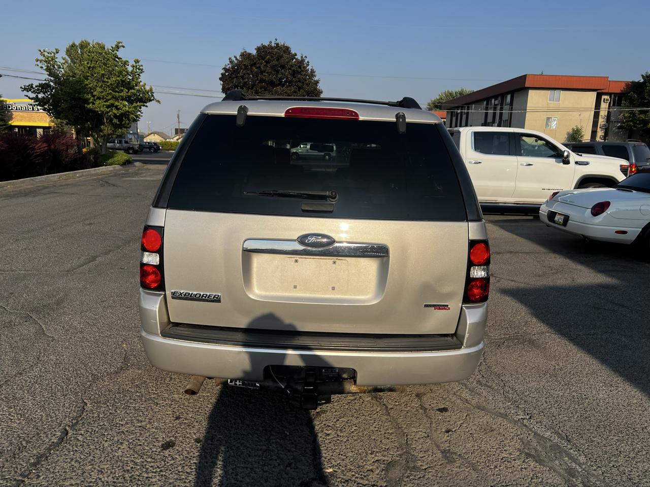 Ford Explorer XLT 4.6L 4WD 2007
