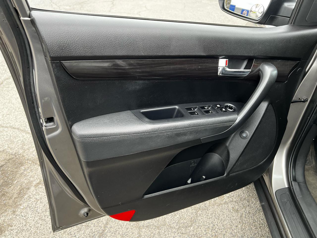 Kia Sorento LX V6 4WD 2013