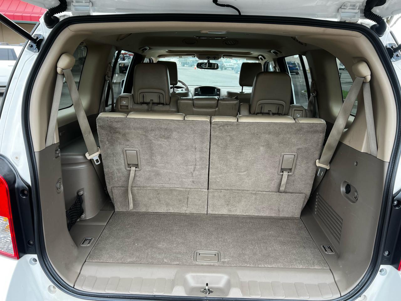 Nissan Pathfinder LE 4WD 2012