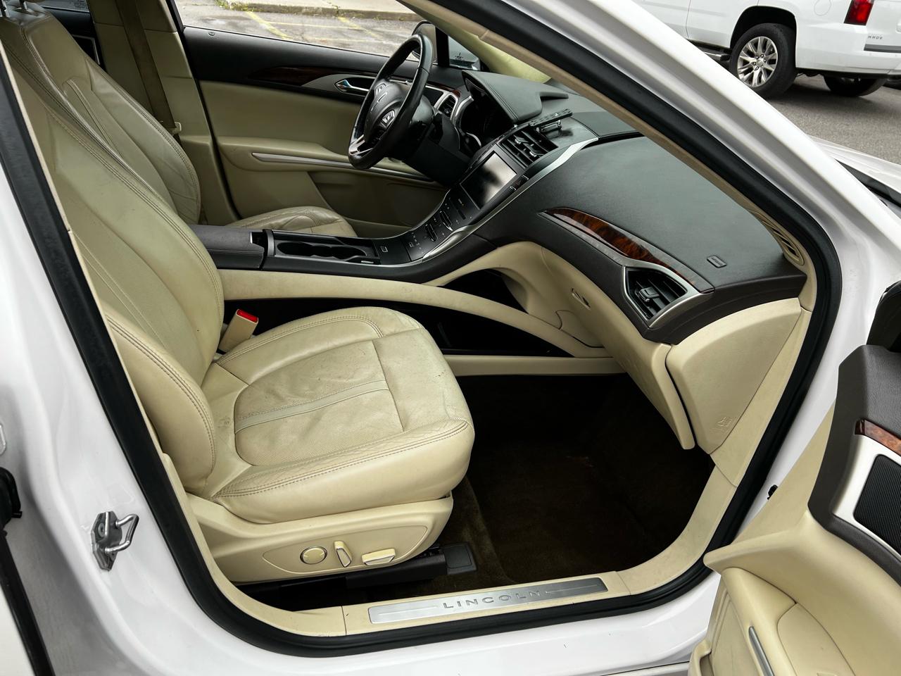 Lincoln MKZ AWD 2013