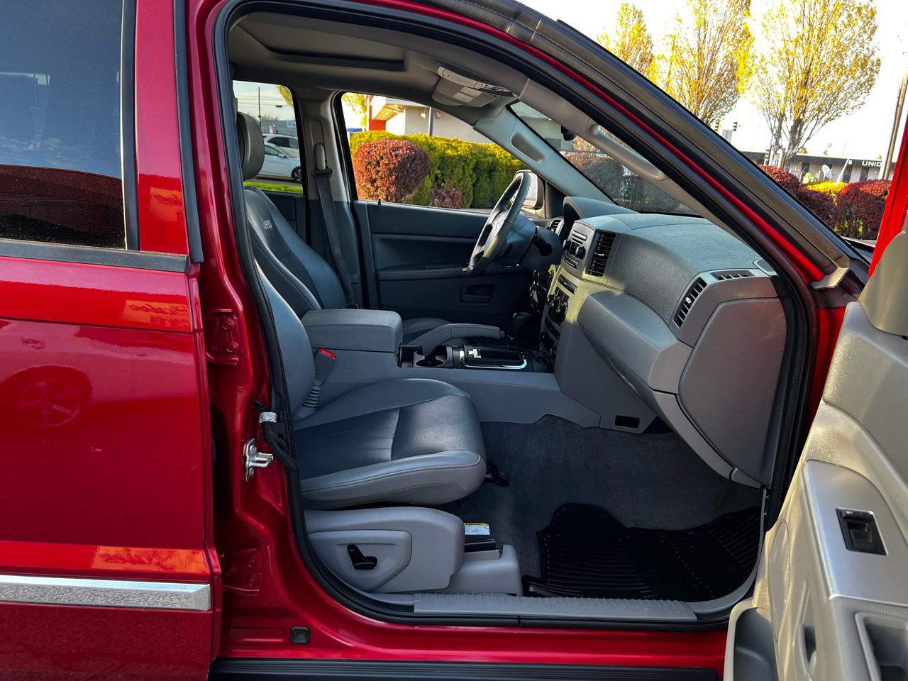 Jeep Grand Cherokee Laredo 4WD 2005