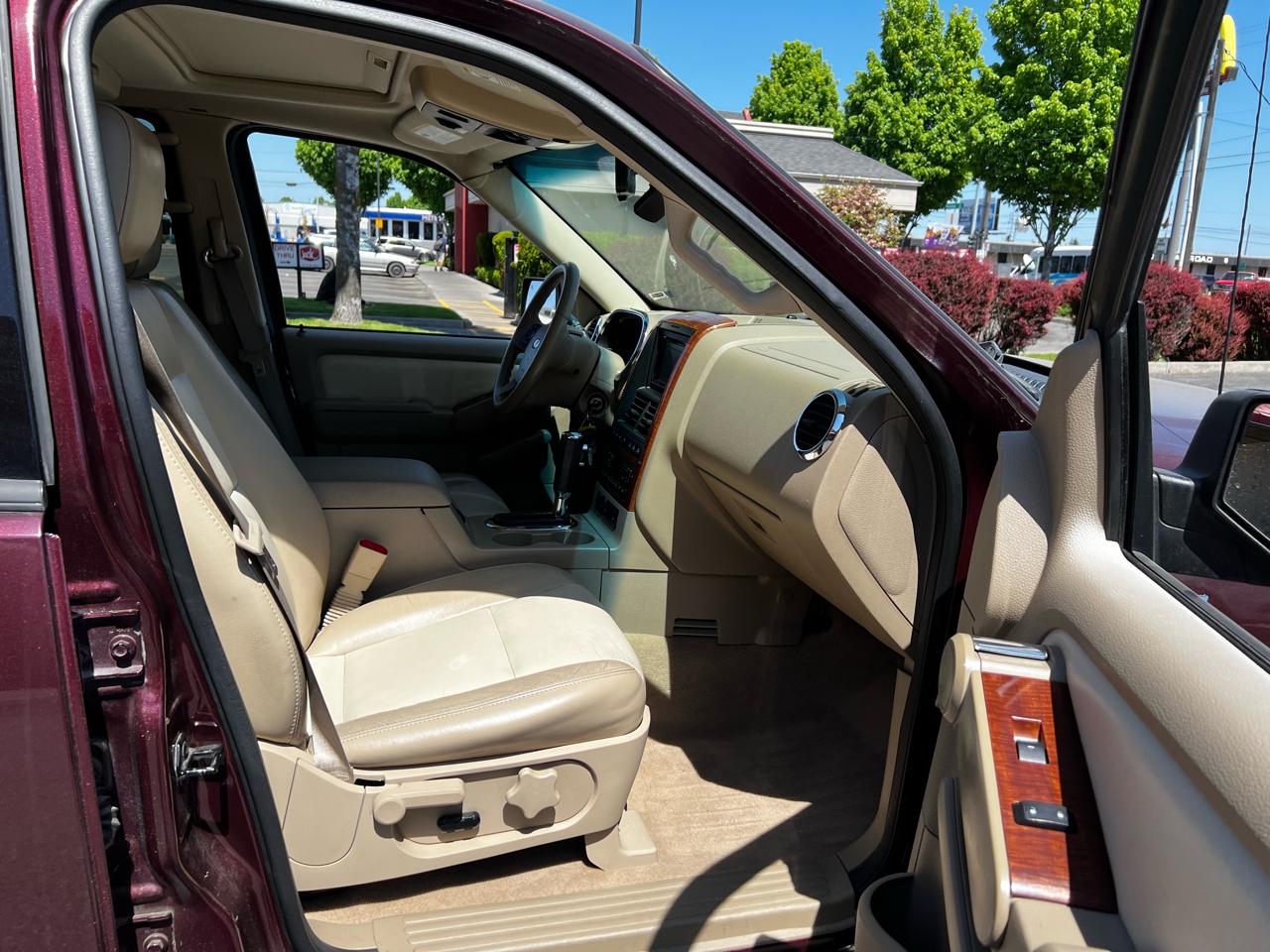Ford Explorer Eddie Bauer 4.6L 4WD 2007