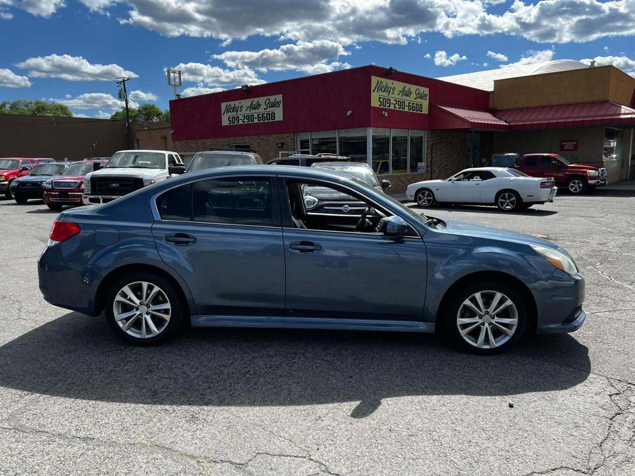 2013 Subaru Legacy 2.5i Premium