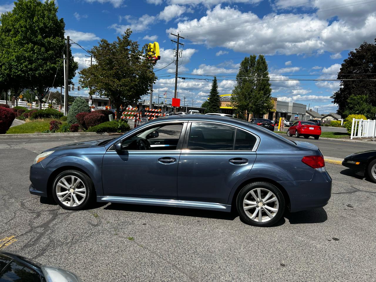 Subaru Legacy 2.5i Premium 2013