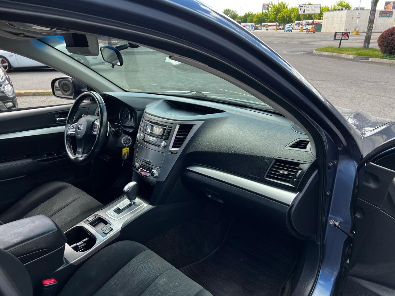 Subaru Legacy 2.5i Premium 2013