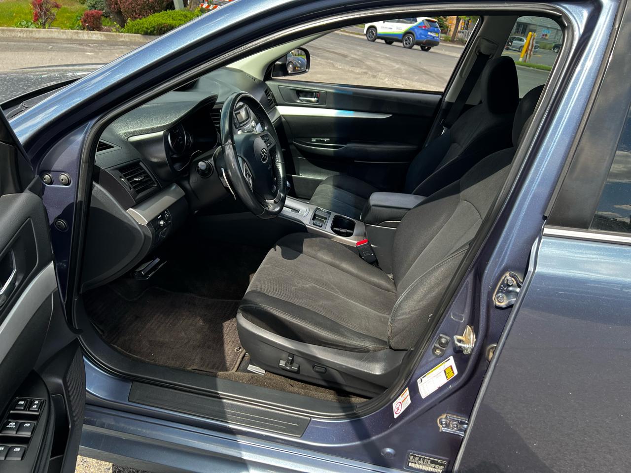 Subaru Legacy 2.5i Premium 2013