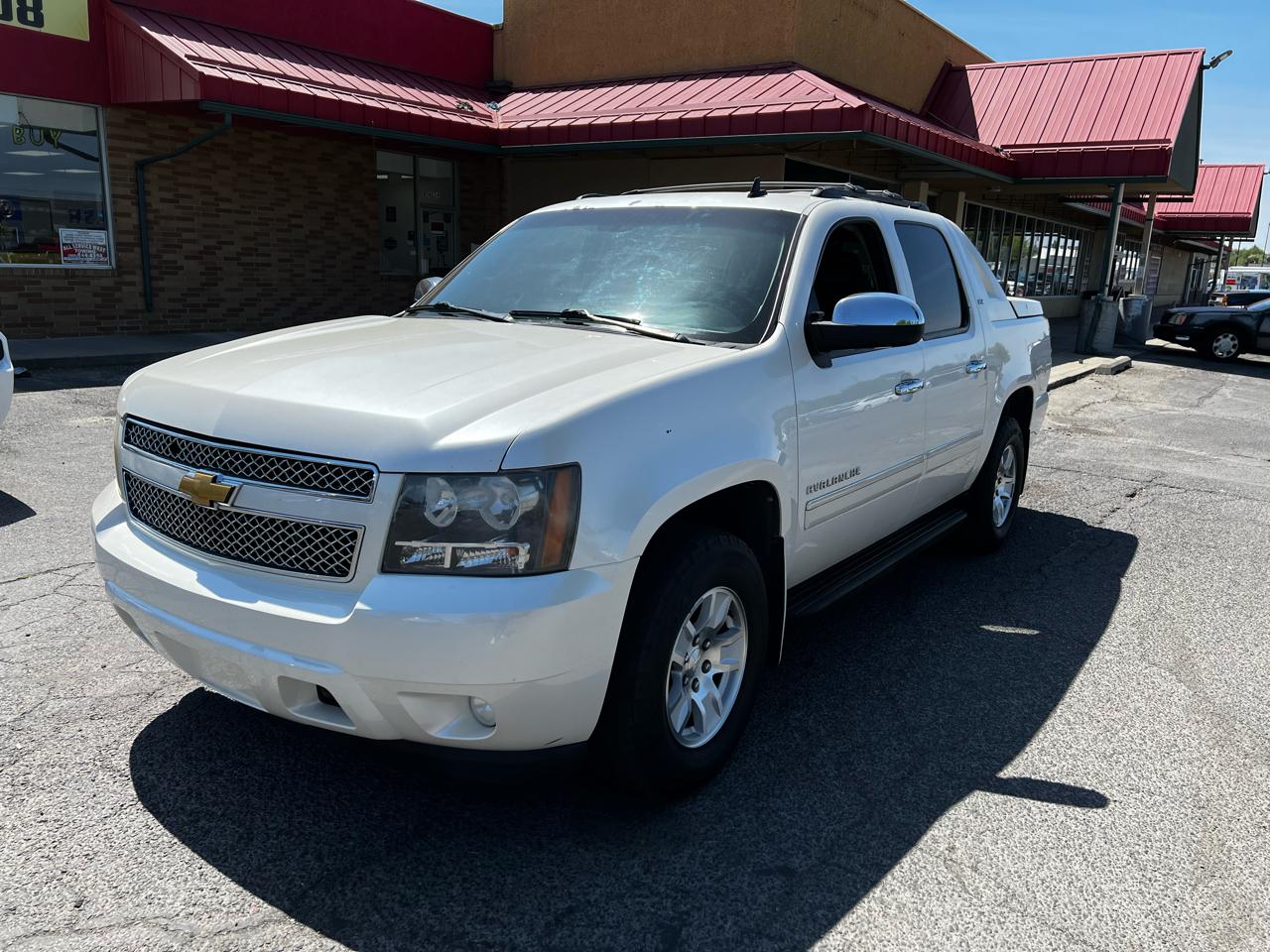 Chevrolet Avalanche LTZ 4WD 2011