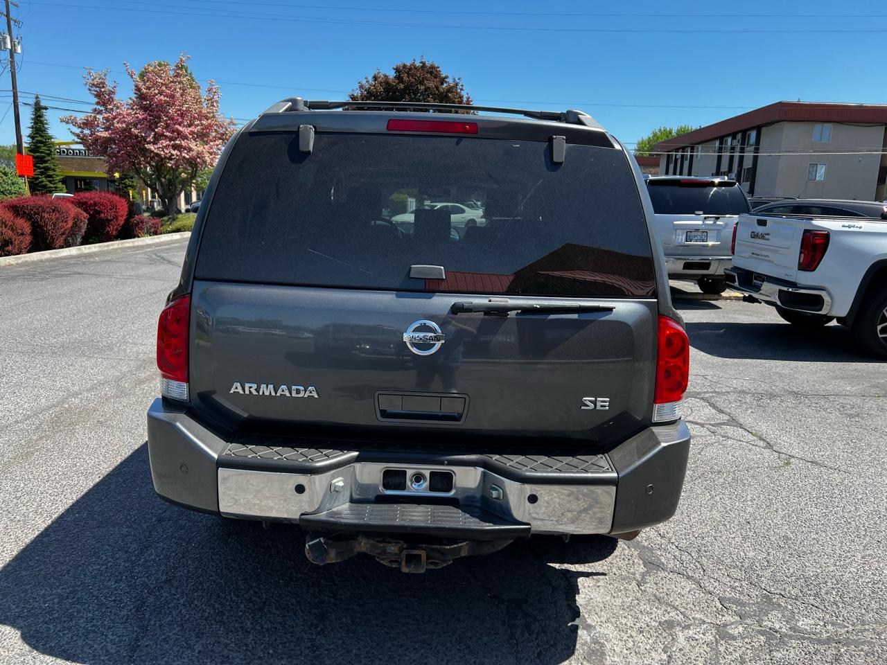 Nissan Armada SE 4WD 2005