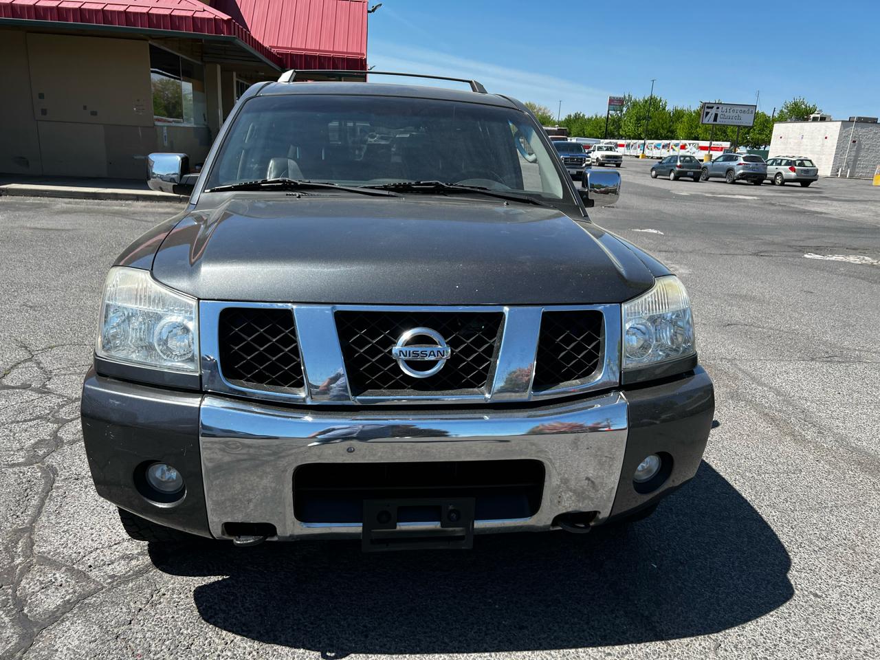 Nissan Armada SE 4WD 2005
