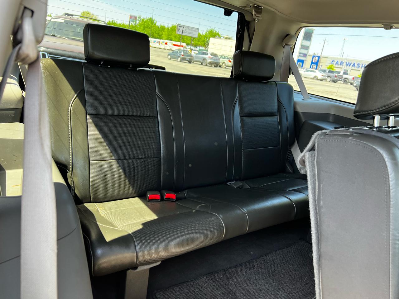 Nissan Armada SE 4WD 2005