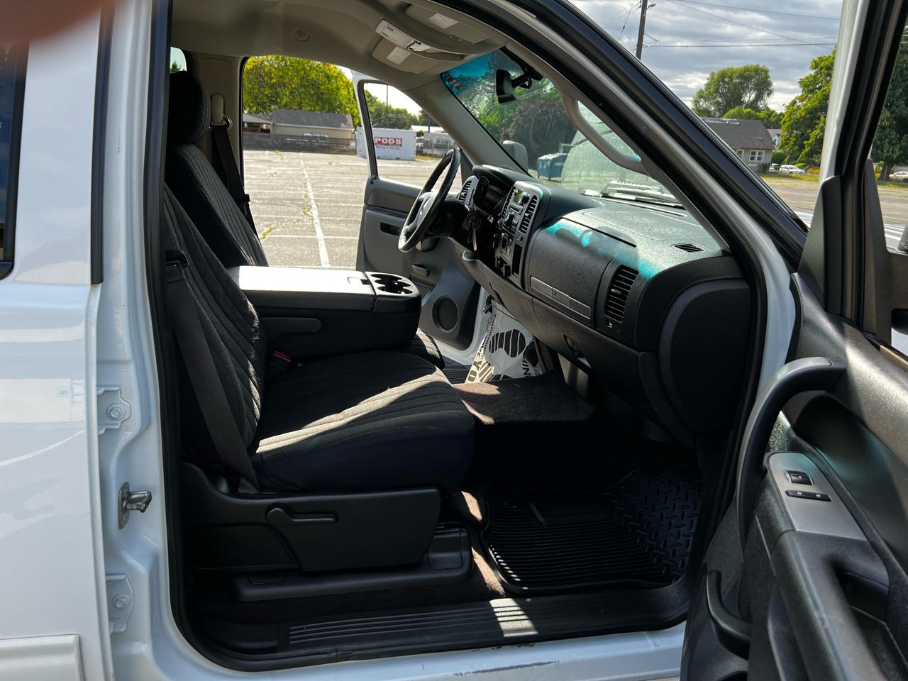 Chevrolet Silverado 2500HD LT Crew Cab 4WD 2013