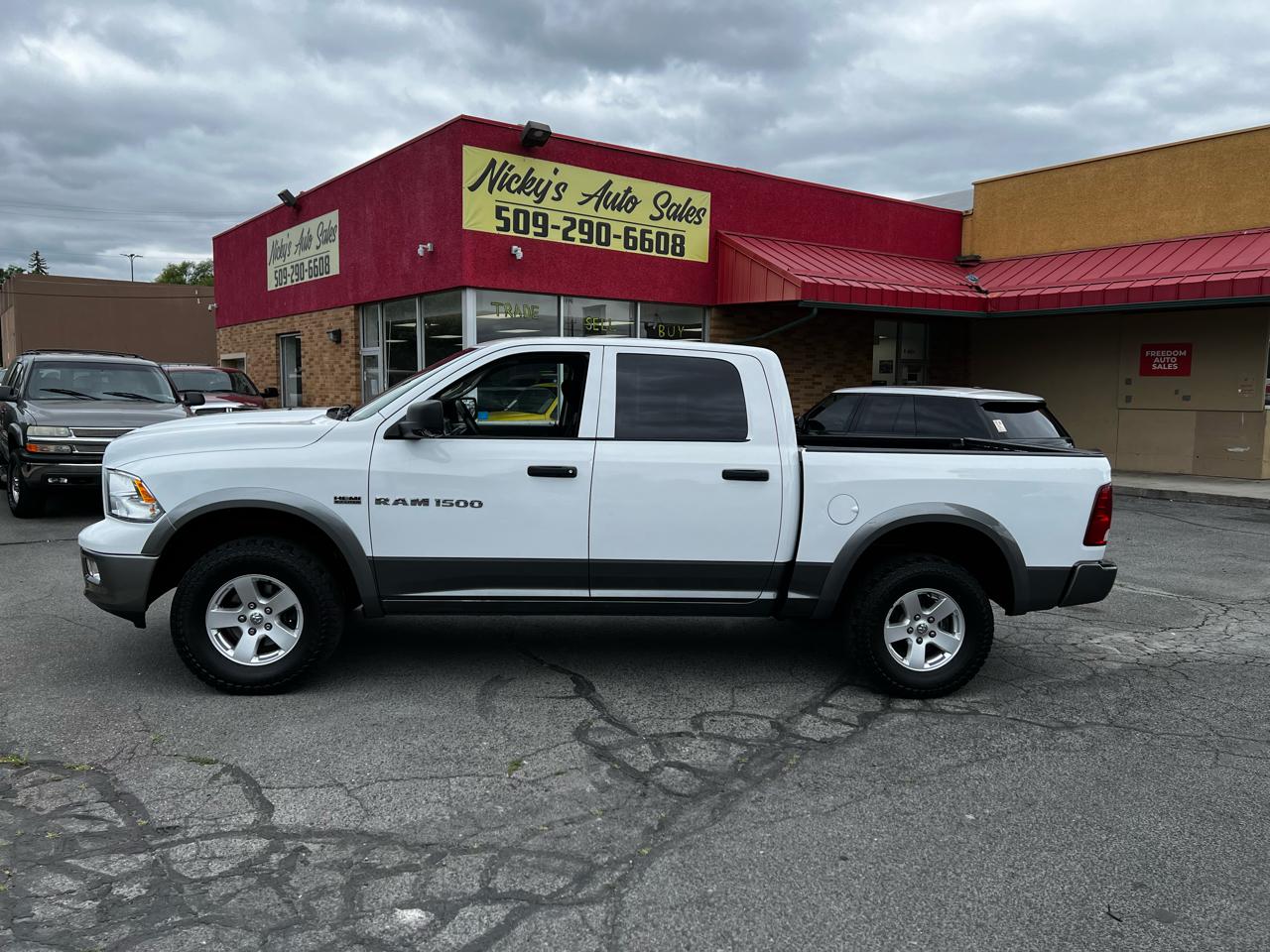 2012 RAM 1500 SLT Crew Cab 4WD