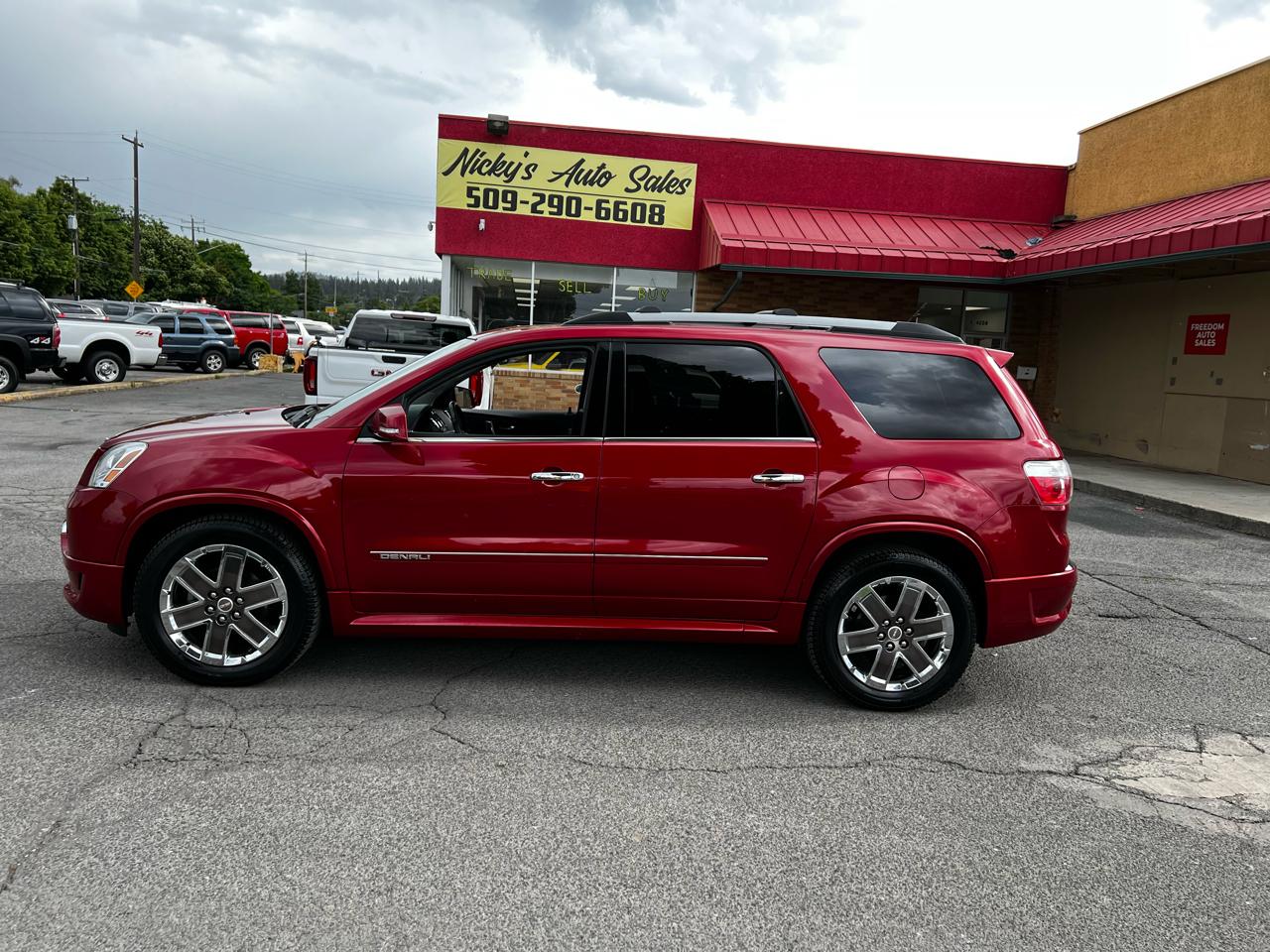 GMC Acadia Denali AWD 2012