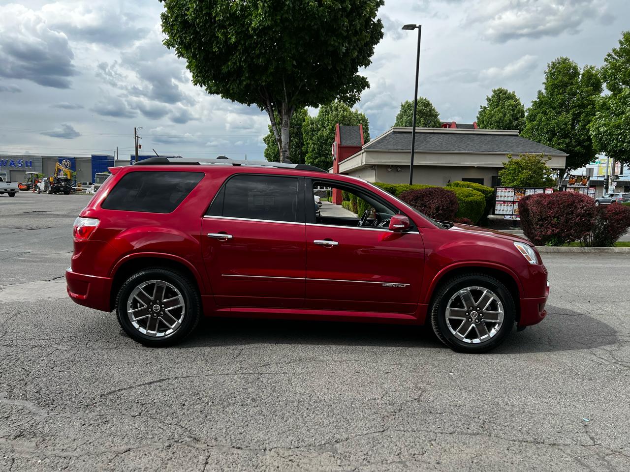 GMC Acadia Denali AWD 2012