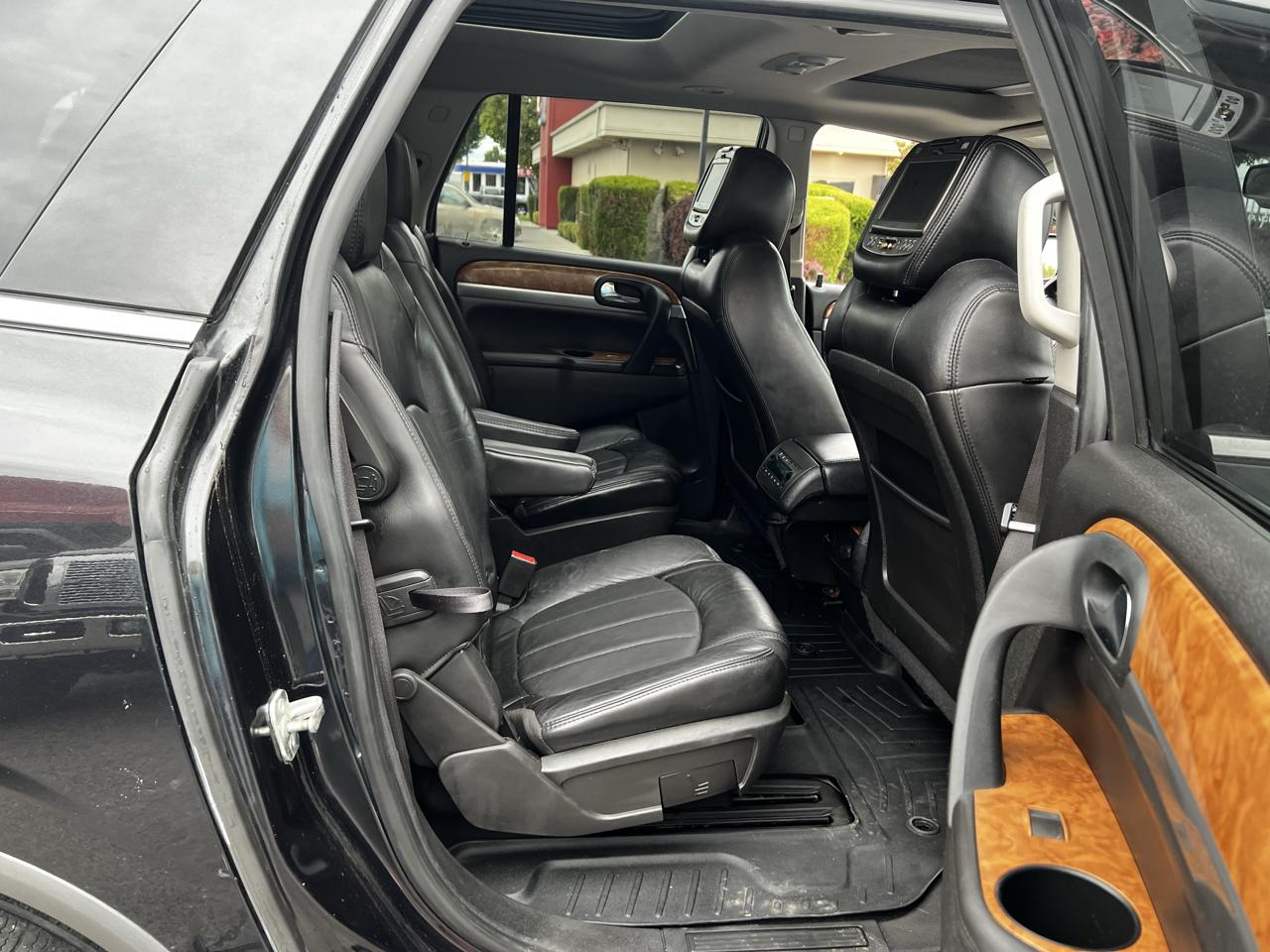 Buick Enclave Premium AWD 2012