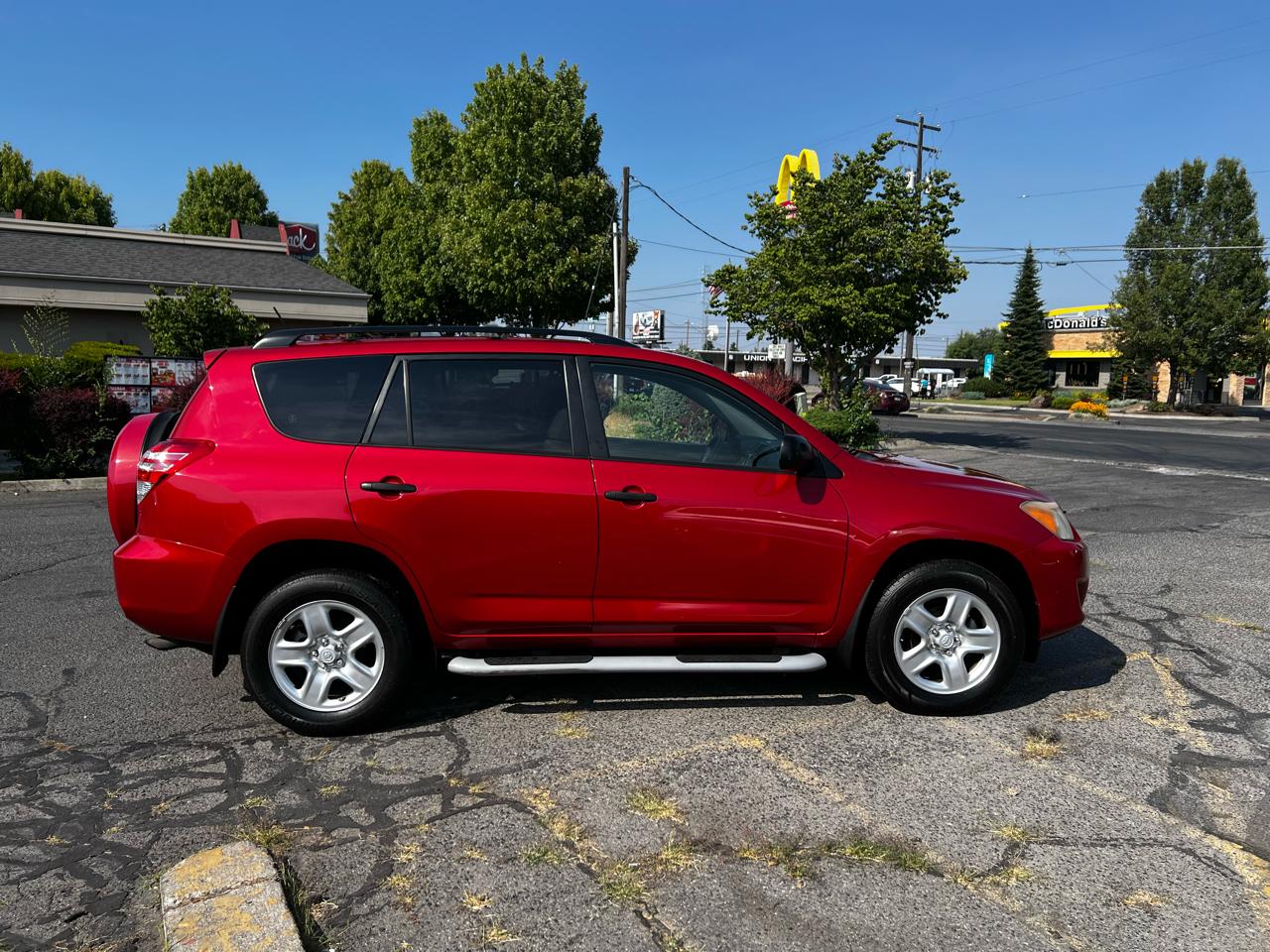2010 Toyota RAV4 Base I4 2WD