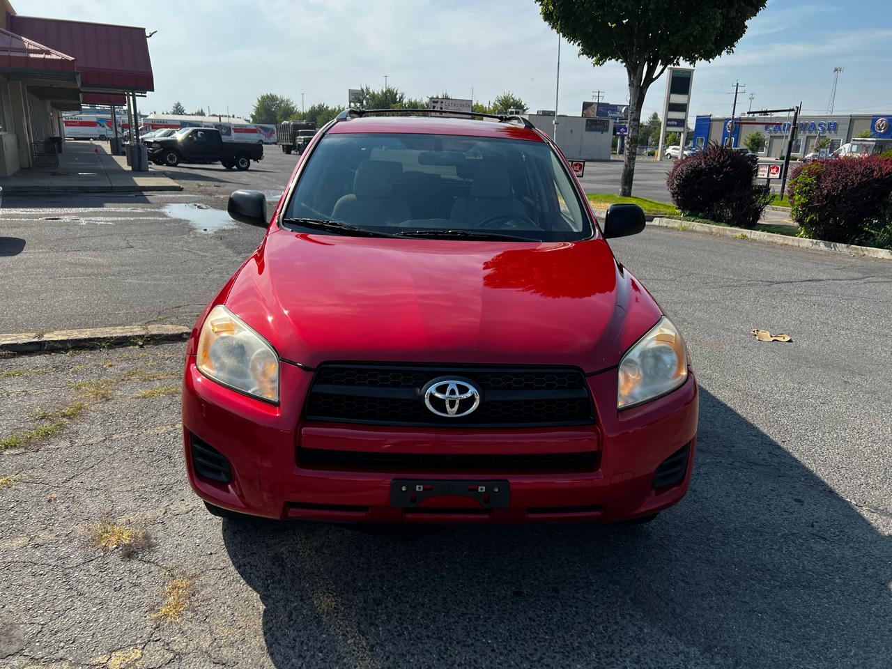 Toyota RAV4 Base I4 2WD 2010