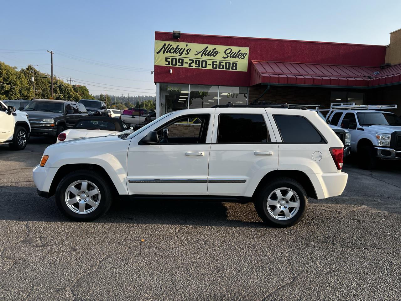 Jeep Grand Cherokee Laredo 4WD 2010