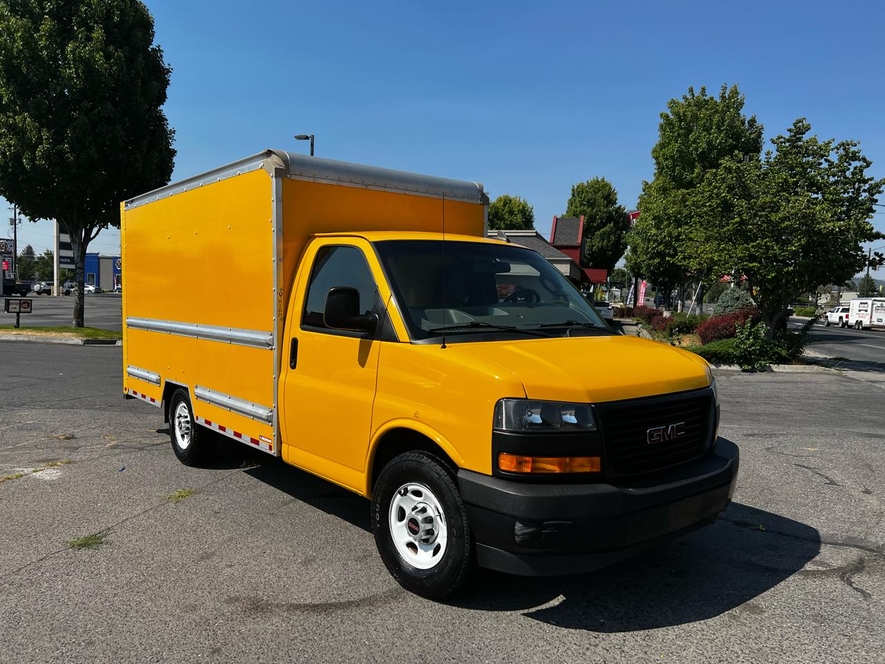 2018 GMC Savana G3500 139 in.
