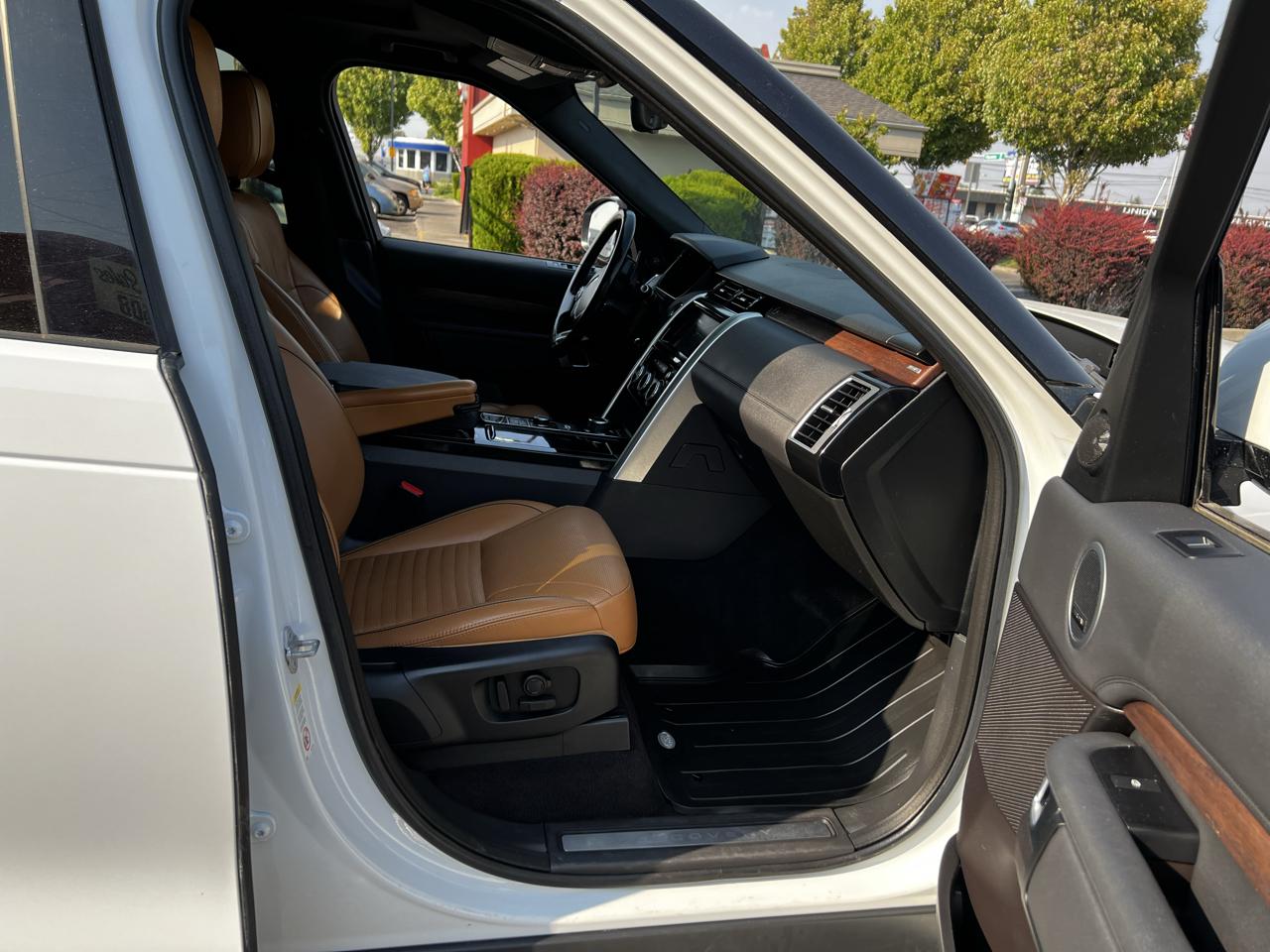 Land Rover Discovery HSE 2018