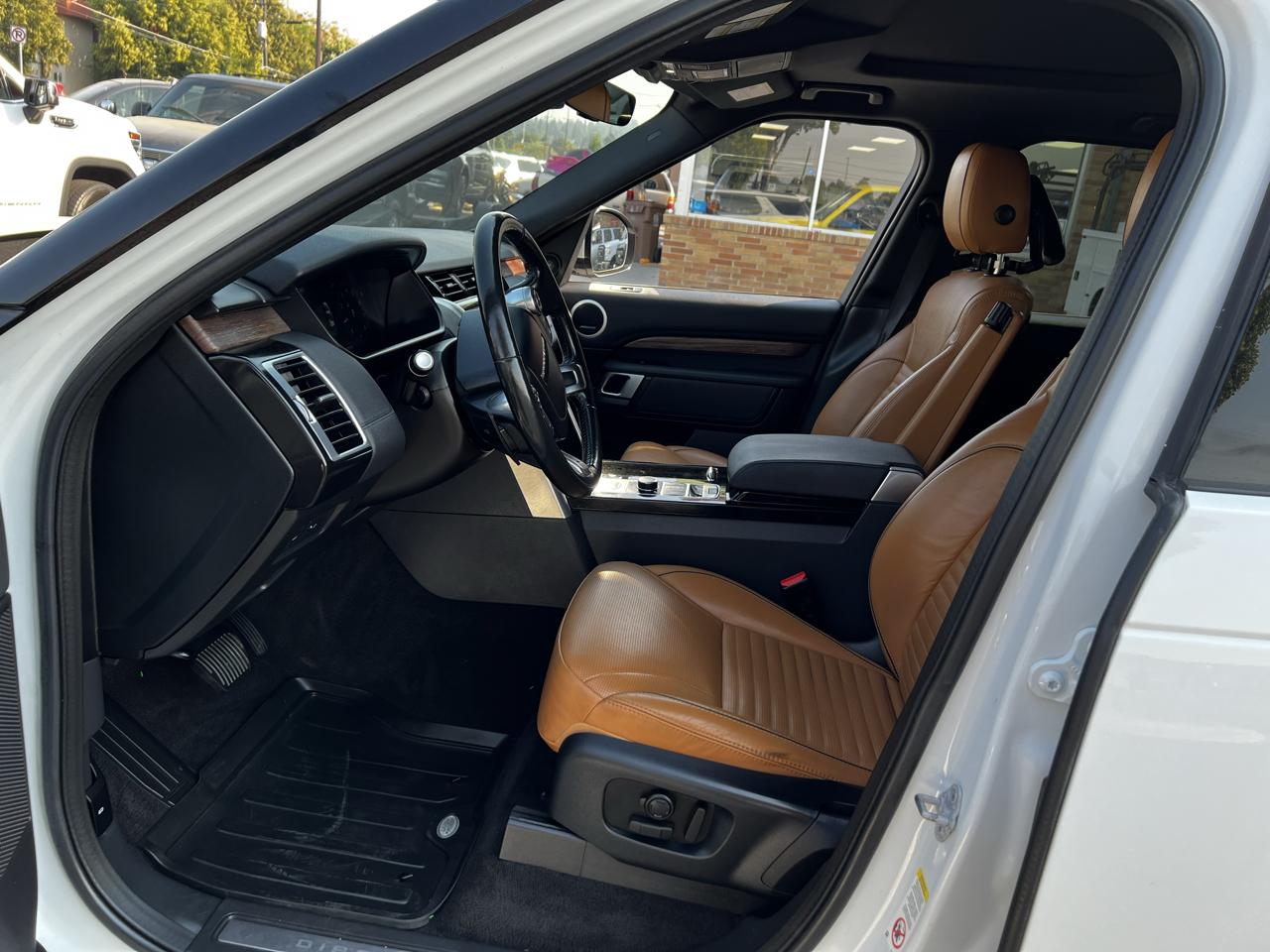 Land Rover Discovery HSE 2018