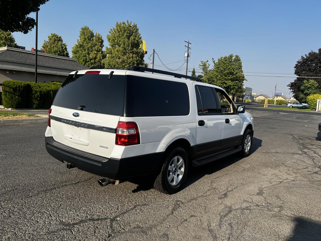 Ford Expedition EL XL 4WD 2015